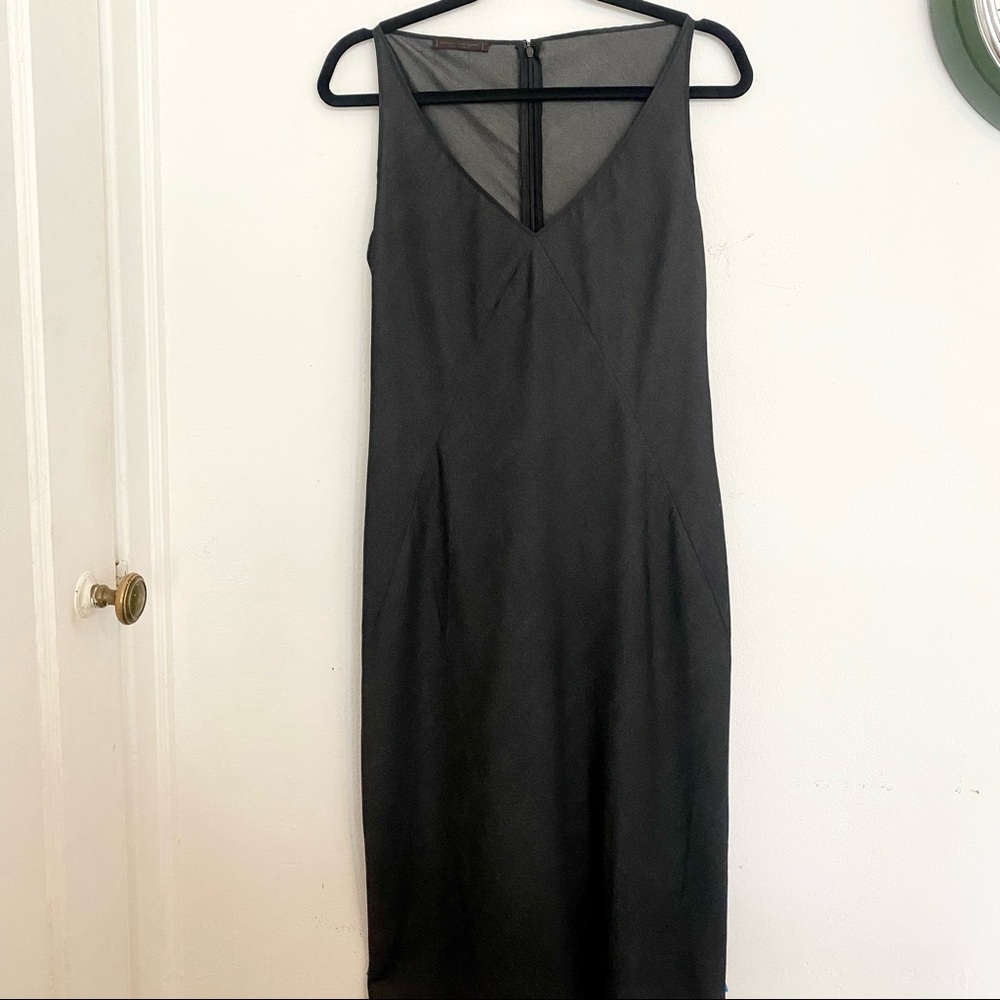Narciso Rodriguez Gray Sleeveless V-Neck Sheath Midi Dress, 100% Wool, Size 10